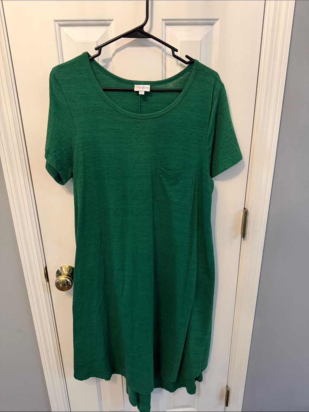 LuLaRoe Emerald Green Short-Sleeve Pocket Tunic